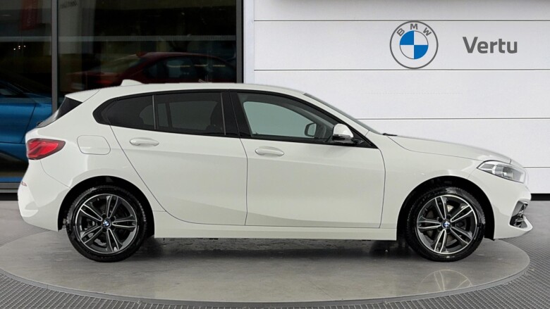 BMW 1 Series 118i [136] Sport 5dr Step Auto [Live Cockpit Pro] Petrol Hatchback